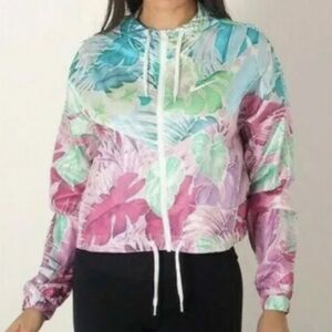 Nike Tropical Cropped Windbreaker Spring Jacket. NWT